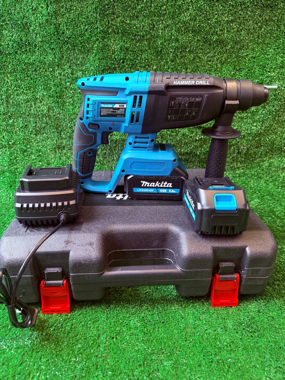Makita 128V Rotomartillo 26 mm con 2 Baterías 5.0Ah – Fuerza y Rendimiento Pro