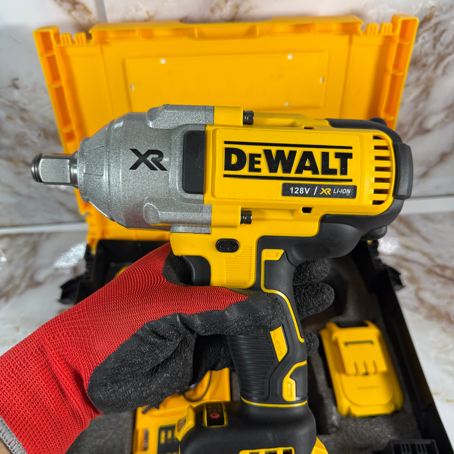 DeWalt 3/4” 128V – La Llave de Impacto que Entrega el Torque que Otros No Pueden